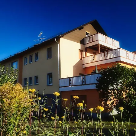 Pension Central Ferienwohnungen *