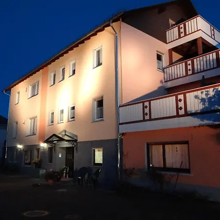 公寓 Pension Central Ferienwohnungen